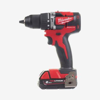 Дриль-шурупокрут з ударом акумуляторний MILWAUKEE, M18 CBLPD-202C, 60Нм, (+ заряд.пристрій, 2 акум.Х 2Аг, кейс) Дриль-шурупокрут з ударом акумуляторний MILWAUKEE, M18 CBLPD-202C, 60Нм, (+ заряд.пристрій, 2 акум.Х 2Аг, кейс)