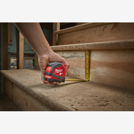 Рулетка Pro Compact MILWAUKEE, 8м, (25мм) Рулетка Pro Compact MILWAUKEE, 8м, (25мм)