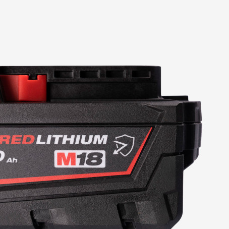 Аккумулятор с химзащитой MILWAUKEE, M18 B5-CR Аккумулятор с химзащитой MILWAUKEE, M18 B5-CR