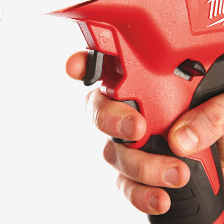 Кабелерез аккумуляторный MILWAUKEE, M12 CC-0