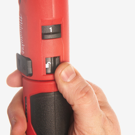 Викрутка акумуляторна MILWAUKEE M4 D-202B, (+ заряд. пристрій, 2 акум.Х2Аг) Викрутка акумуляторна MILWAUKEE M4 D-202B, (+ заряд. пристрій, 2 акум.Х2Аг)