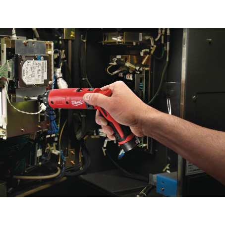 Викрутка акумуляторна MILWAUKEE M4 D-202B, (+ заряд. пристрій, 2 акум.Х2Аг) Викрутка акумуляторна MILWAUKEE M4 D-202B, (+ заряд. пристрій, 2 акум.Х2Аг)