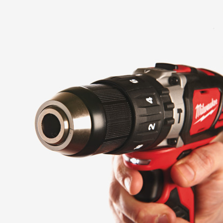 Дриль-шурупокрут з ударом акумуляторний MILWAUKEE, M18 BPD-0, 50Нм Дриль-шурупокрут з ударом акумуляторний MILWAUKEE, M18 BPD-0, 50Нм