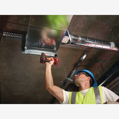 Дрель-шуруповерт аккумуляторная MILWAUKEE, M18 BDD-202X Дрель-шуруповерт аккумуляторная MILWAUKEE, M18 BDD-202X