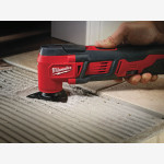 Инструмент многофункциональный аккумуляторный MILWAUKEE, M18 BMT-421C (+ заряд.устройство, 1 акум.Х 2Ач, 1 акум.Х 4Ач, кейс) Инструмент многофункциональный аккумуляторный MILWAUKEE, M18 BMT-421C (+ заряд.устройство, 1 акум.Х 2Ач, 1 акум.Х 4Ач, кейс)