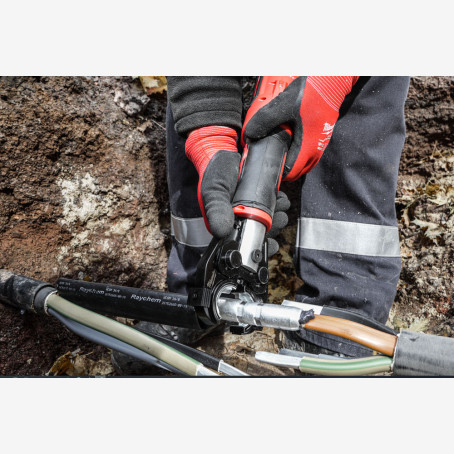 Обжимник гідравлійчний акумуляторний для кабелей MILWAUKEE M18 HCCT-201C ONE-KEY