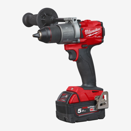Дриль-шурупокрут з ударом акумуляторний MILWAUKEE, M18 FPD2-502X, 135Нм, (+ заряд.пристрій, 2 акум.Х 5Аг, HDкейс)