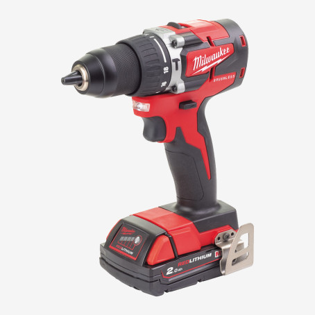 Дриль-шурупокрут з ударом акумуляторний MILWAUKEE, M18 CBLPD-202C, 60Нм, (+ заряд.пристрій, 2 акум.Х 2Аг, кейс) Дриль-шурупокрут з ударом акумуляторний MILWAUKEE, M18 CBLPD-202C, 60Нм, (+ заряд.пристрій, 2 акум.Х 2Аг, кейс)