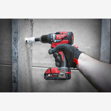Дриль-шурупокрут акумуляторний MILWAUKEE, M18 CBLDD-0X, 60Нм (HDкейс) Дриль-шурупокрут акумуляторний MILWAUKEE, M18 CBLDD-0X, 60Нм (HDкейс)