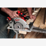 Пила дискова ручна акумуляторна MILWAUKEE, M18 BLCS66-502X, Ø190мм (+зар.пр., 2акум.Х5Аг, кейс) Пила дискова ручна акумуляторна MILWAUKEE, M18 BLCS66-502X, Ø190мм (+зар.пр., 2акум.Х5Аг, кейс)