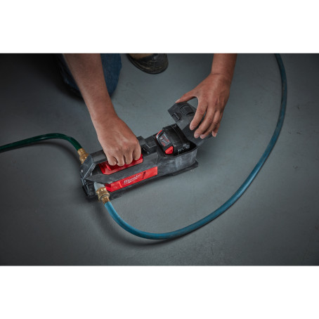 Насос для води акумуляторний MILWAUKEE M18 BTP-0
