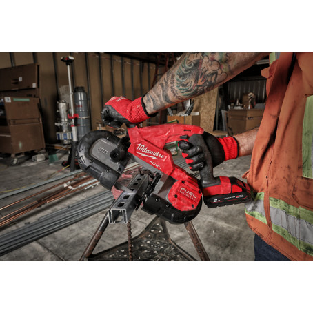 Пила стрічкова акумуляторна MILWAUKEE, M18 CBS125-0C (кейс) Пила стрічкова акумуляторна MILWAUKEE, M18 CBS125-0C (кейс)