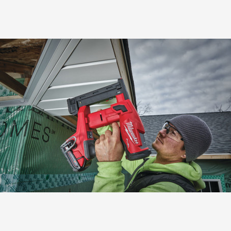 Степлер зауженный аккумуляторный MILWAUKEE, M18 FUEL FNCS18GS-0X