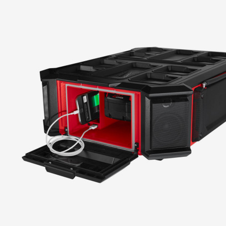 Радіоприймач із зарядним пристроєм MILWAUKEE, PACKOUT, M18 PRCDAB+