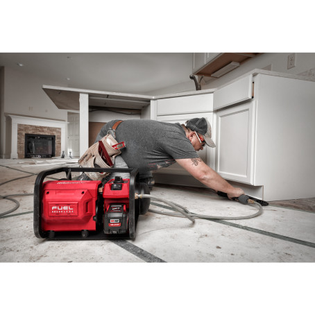 Компресор повітряний акумуляторний MILWAUKEE, M18 FAC-0