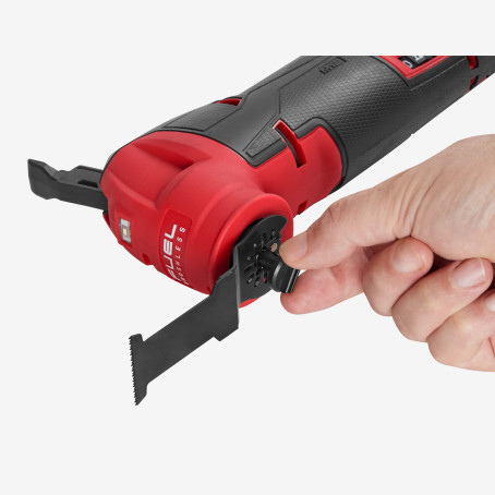 Инструмент многофункциональный аккумуляторный MILWAUKEE, M12 FMT-0 Инструмент многофункциональный аккумуляторный MILWAUKEE, M12 FMT-0