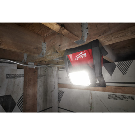 Фонарь аккумуляторный MILWAUKEE, M18 HOAL-0 Фонарь аккумуляторный MILWAUKEE, M18 HOAL-0