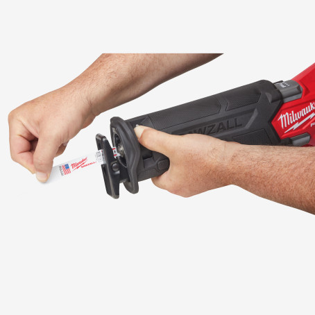 Пила шабельна акумуляторна MILWAUKEE, M18 FSZ-0X (HDкейс)
