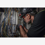 Фонарь аккумуляторный налобний MILWAUKEE, IR HL450 Фонарь аккумуляторный налобний MILWAUKEE, IR HL450