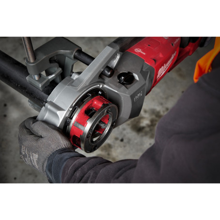 Инструмент резьбонарезной аккумуляторный MILWAUKEE, M18 FUEL FPT2-0C, 2''