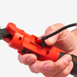 Фонарь светодиодный аккумуляторный с подвижной головой MILWAUKEE, L4 SL550-301 Фонарь светодиодный аккумуляторный с подвижной головой MILWAUKEE, L4 SL550-301