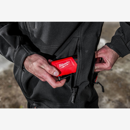 Куртка с подогревом MILWAUKEE, M12 HJBL5-0(S), черная (размер S) Куртка с подогревом MILWAUKEE, M12 HJBL5-0(S), черная (размер S)