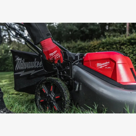 Газонокосилка самоходная аккумуляторная MILWAUKEE, M18 F2LM53-122 Газонокосилка самоходная аккумуляторная MILWAUKEE, M18 F2LM53-122