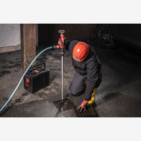 Насос для води ручний акумуляторний MILWAUKEE, M12 BSWP-0