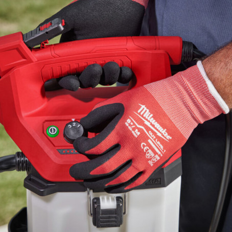 Опрыскиватель аккумуляторный MILWAUKEE, M12 BHCS3L-0 Опрыскиватель аккумуляторный MILWAUKEE, M12 BHCS3L-0