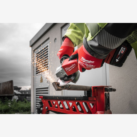 Шлифмашина угловая аккумуляторная MILWAUKEE, M18 BLSAG125X-402X, Ø125мм (+ зарядное устройство, 2 акум.Х 4Ач, HDкейс)