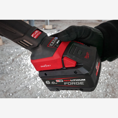 Шлифмашина угловая аккумуляторная MILWAUKEE, M18 FHSAGO125XBDB2-0X, Ø125мм (HDкейс) Шлифмашина угловая аккумуляторная MILWAUKEE, M18 FHSAGO125XBDB2-0X, Ø125мм (HDкейс)