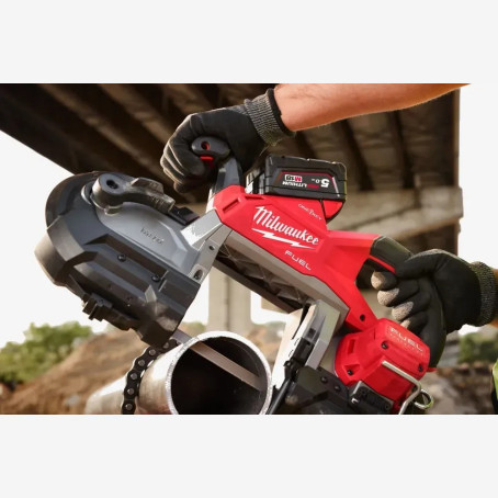 Пила ленточная аккумуляторная MILWAUKEE, M18 FBS125-502C (+зар.пр., 2 акум.Х 5Ач, кейс)