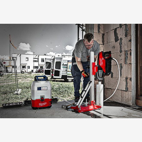 Дрель аккумуляторная для алмазного сверления MILWAUKEE, MXF DCD150-302C (+заряд.устройство, 2 аккумХ 3Ач, кейс) Дрель аккумуляторная для алмазного сверления MILWAUKEE, MXF DCD150-302C (+заряд.устройство, 2 аккумХ 3Ач, кейс)