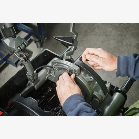 Станок різьбонарізний акумуляторний MILWAUKEE, MXF PTR2-601, 2'', (+зар.пр., 2акум.Х6Аг) Станок різьбонарізний акумуляторний MILWAUKEE, MXF PTR2-601, 2'', (+зар.пр., 2акум.Х6Аг)