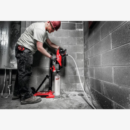 Дрель аккумуляторная для алмазного сверления MILWAUKEE, MXF DCD350 KIT-122 (+станина, ЗУ, 2ак.Х 12Ач, кейс)
