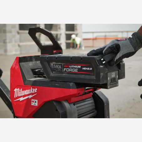 Затирочная машина аккумуляторная бесщеточная MILWAUKEE MXFWBT60-0